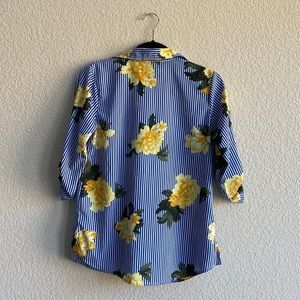 M P H collection floral blouse size:S